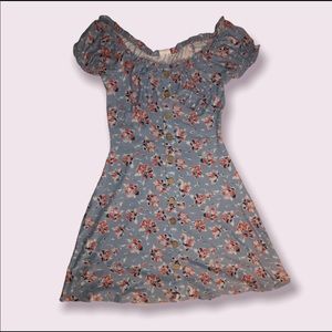 blue flower button down dress puff sleeve cute small